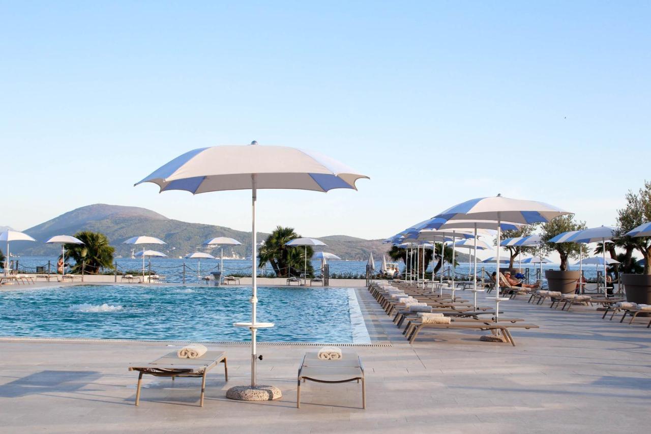 Palmon Bay Hotel & Spa Herceg Novi Exteriér fotografie