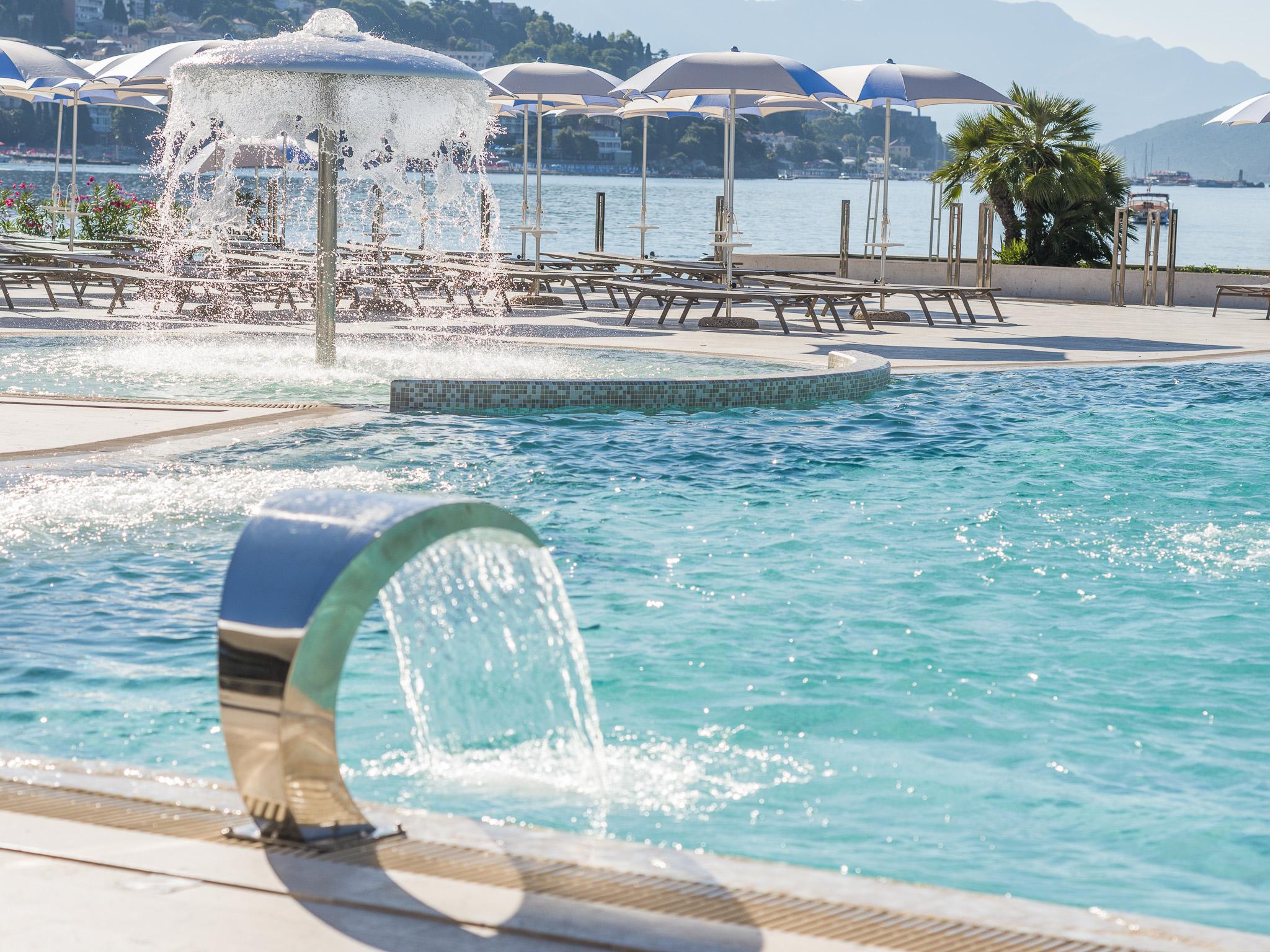 Palmon Bay Hotel & Spa Herceg Novi Exteriér fotografie